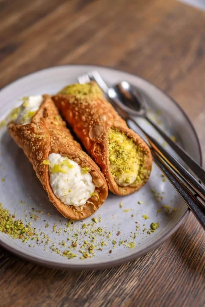 Cannoli