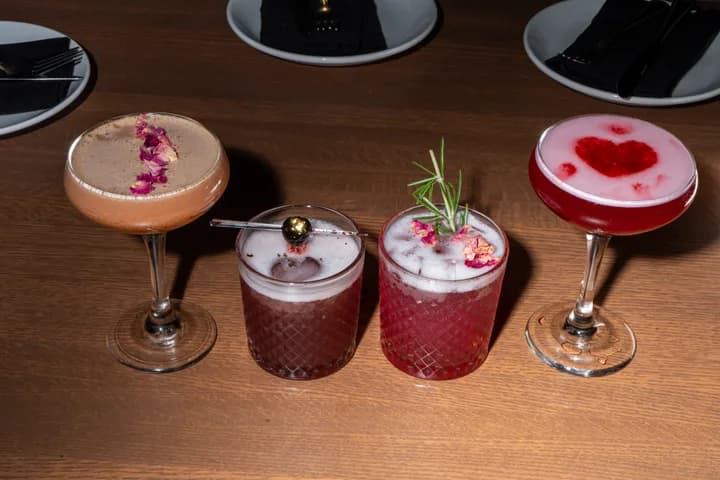 Signature cocktails at Eclipse di Luna Alpharetta